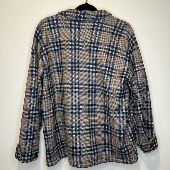 NWT Liverpool Plaid Jacket, size M great for this fall in Gray, Yellow and Black - Picture 2 of 7